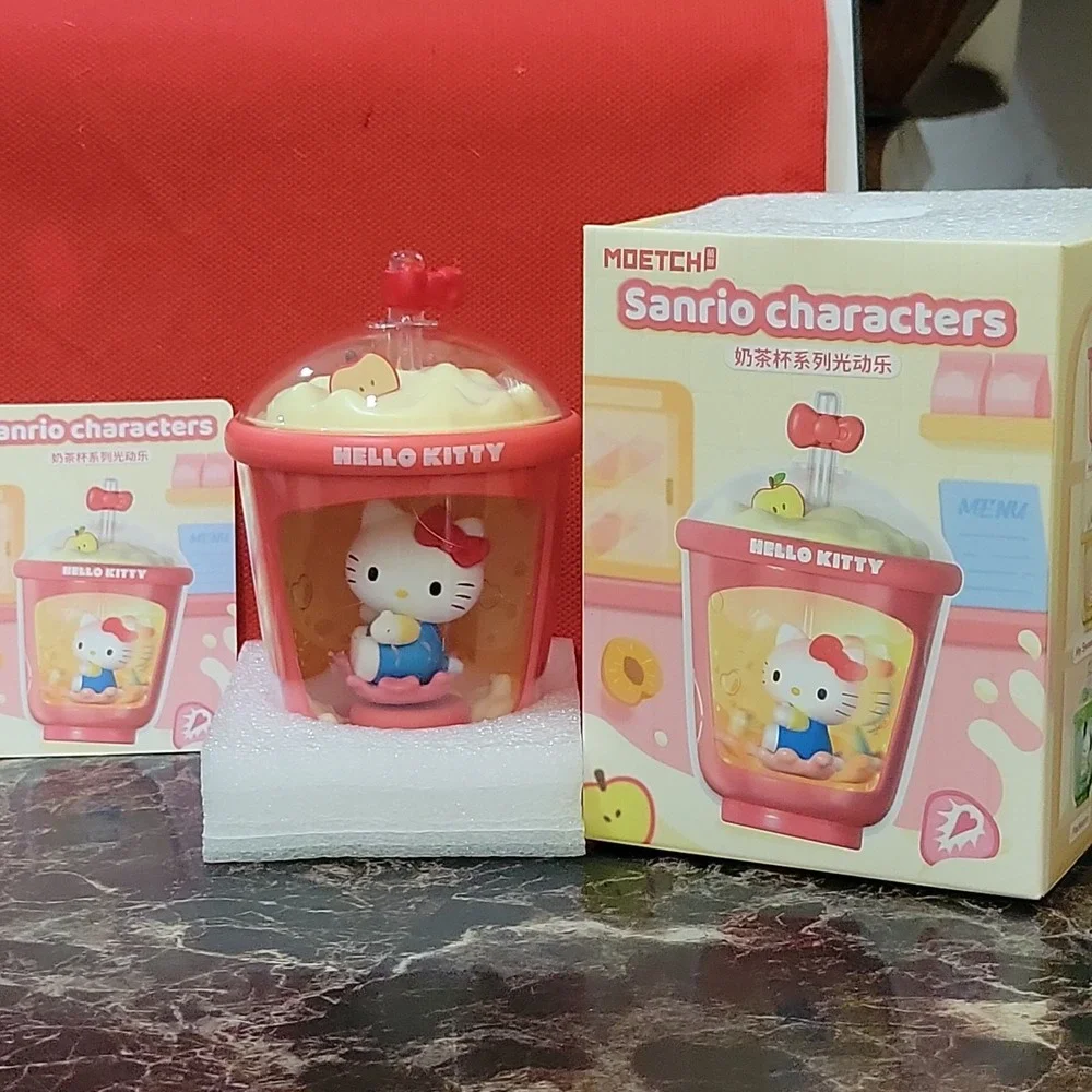 Moetch Sanrio Characters Milk Tea Cup Series Light-Up / Solar Motion Hello Kitty